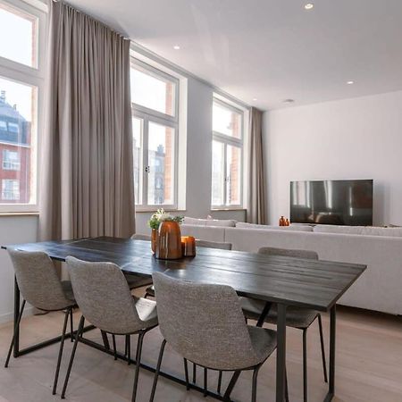 Luxurious Apartment In Town House Near The Beach Blankenberge Exterior photo