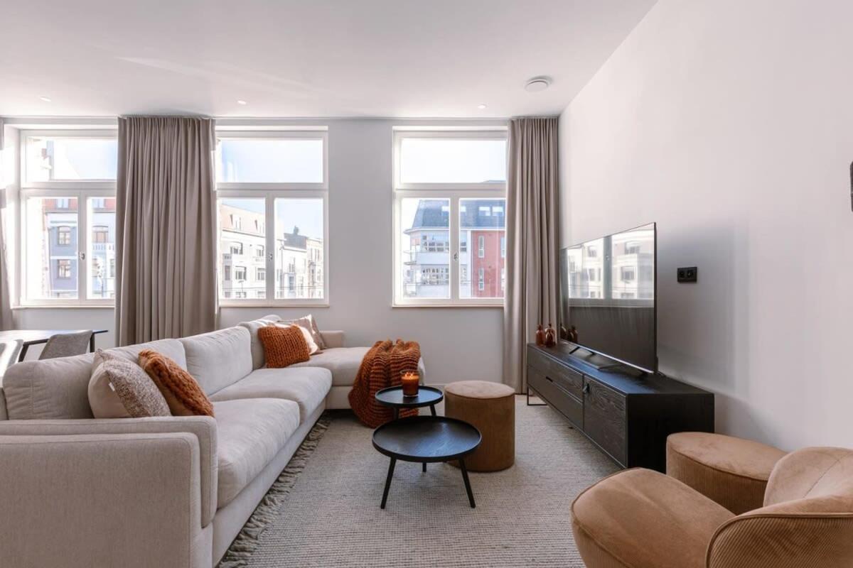 Luxurious Apartment In Town House Near The Beach Blankenberge Exterior photo